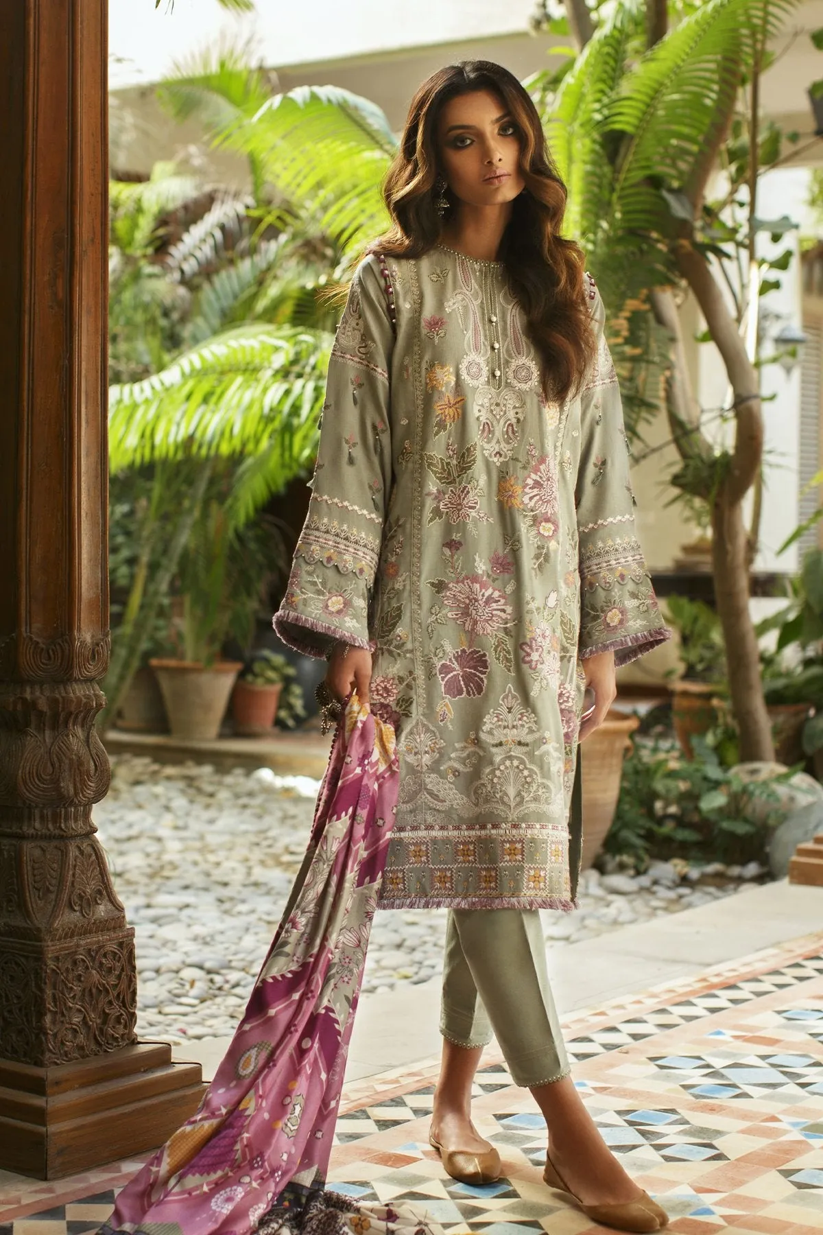 Baroque Oaks & Ivy Embroidered Winter Khaddar Collection – GIVRY