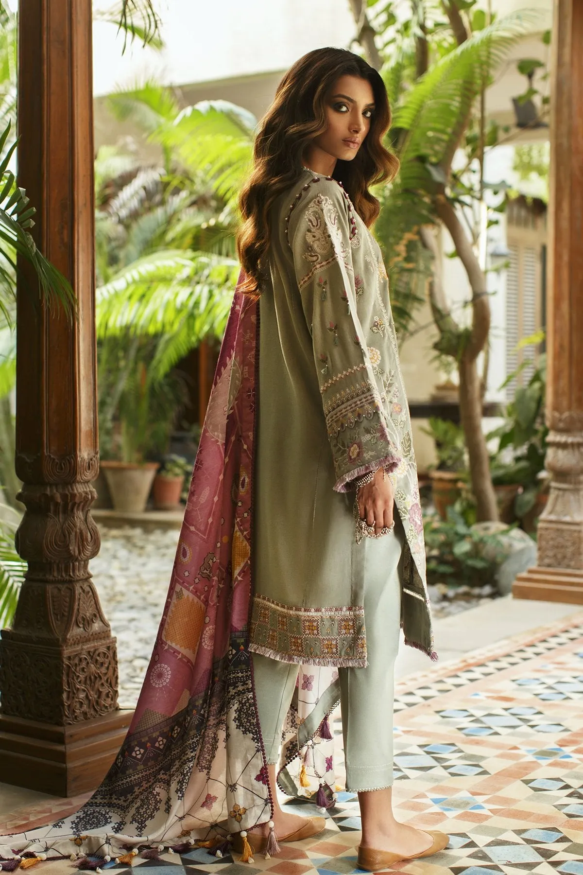 Baroque Oaks & Ivy Embroidered Winter Khaddar Collection – GIVRY