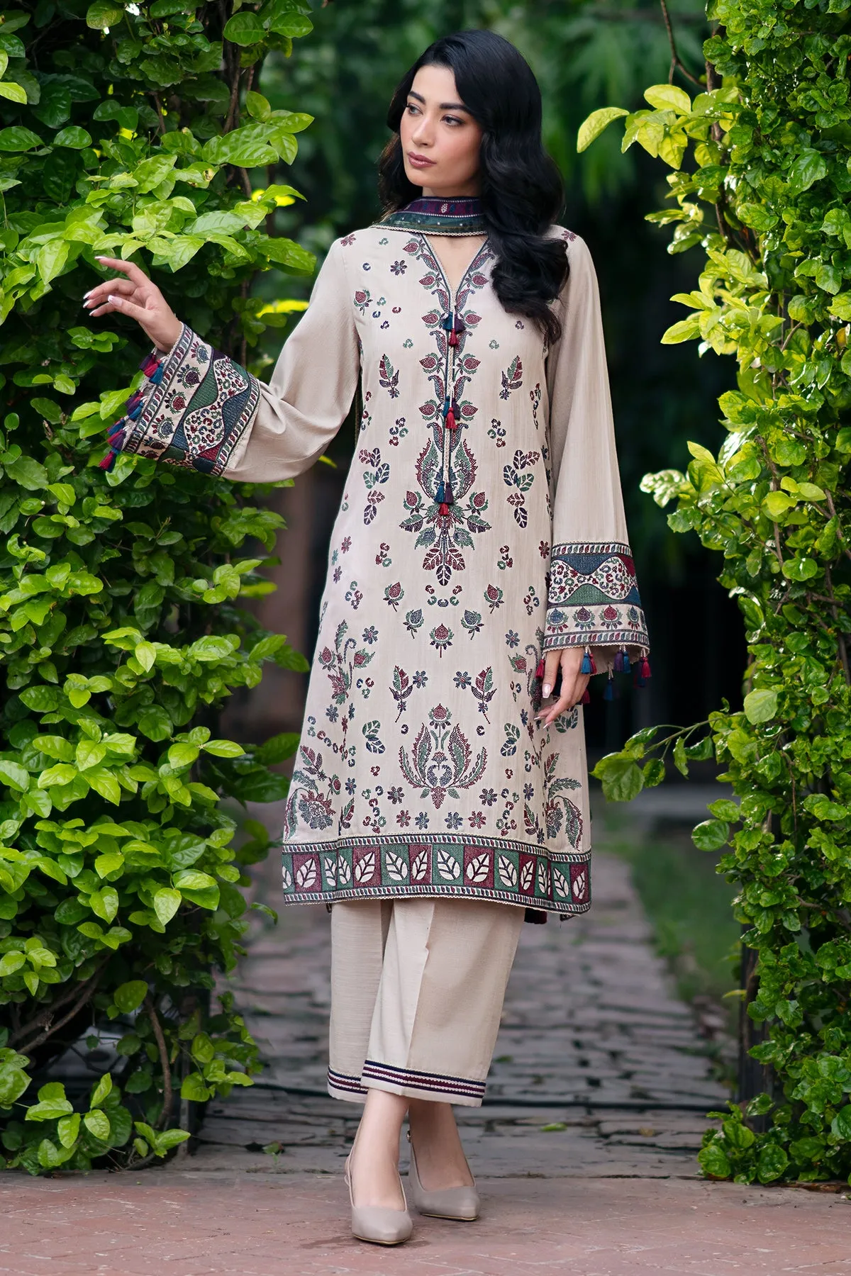 EMBROIDERED KHADDAR UW-0059