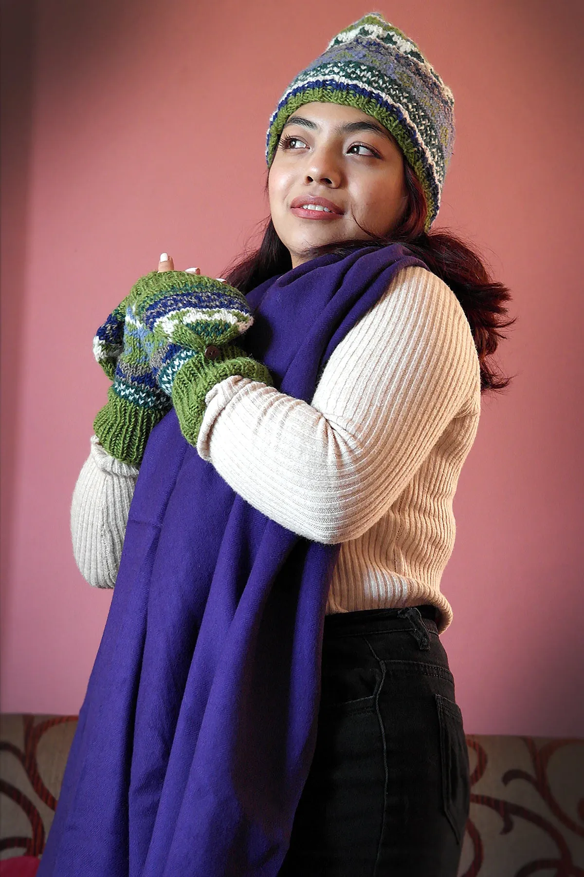 Green Blue mixed colored woolen gloves