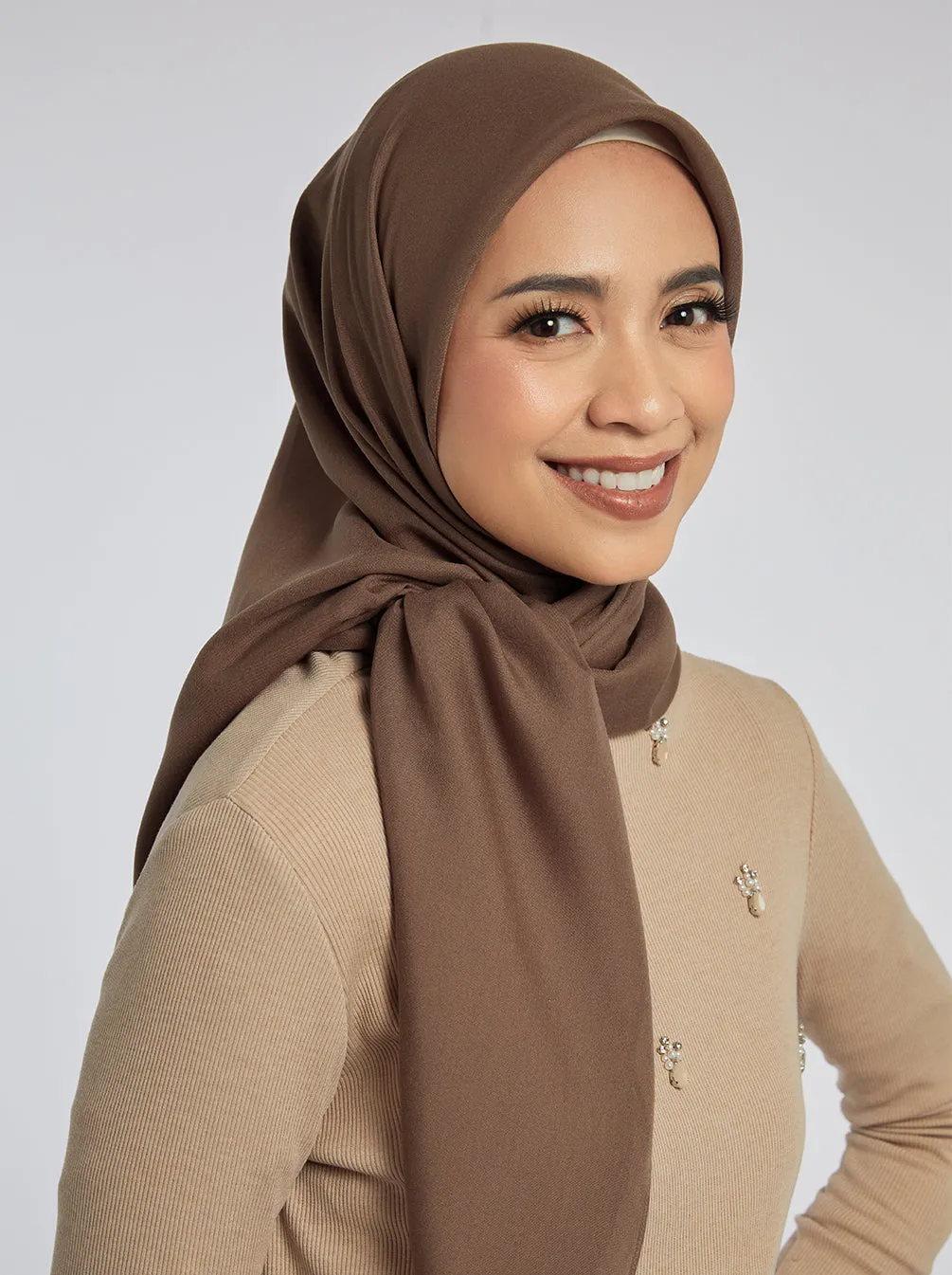 LIGHT VOILE SCARF PLAIN BROWN