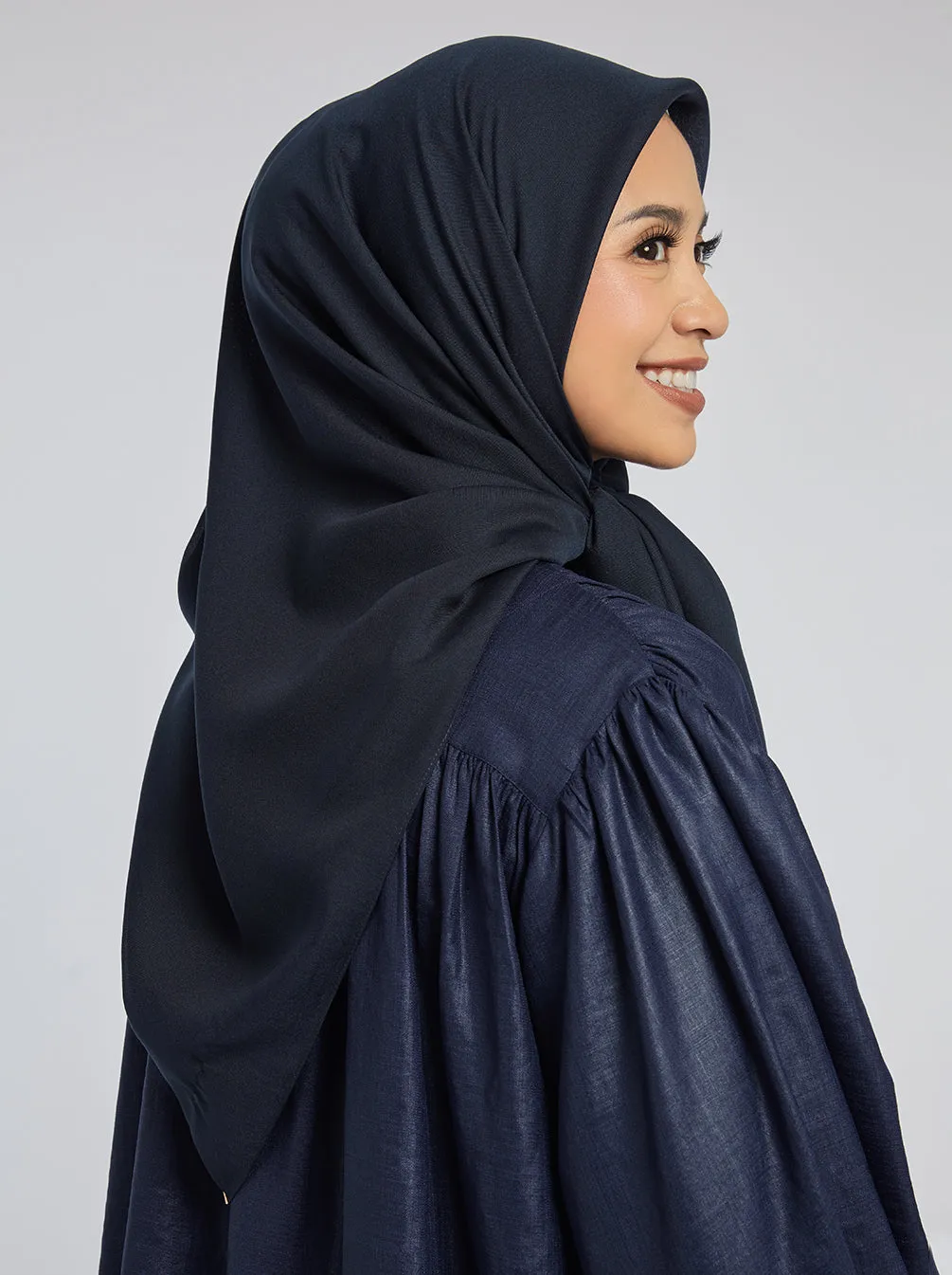 LIGHT VOILE SCARF PLAIN NAVY