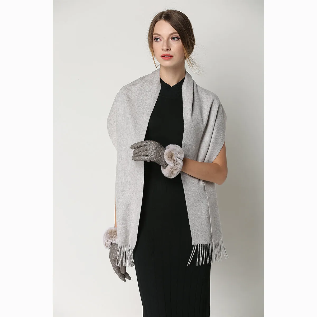 Ugg 100% Wool Scarf Grey