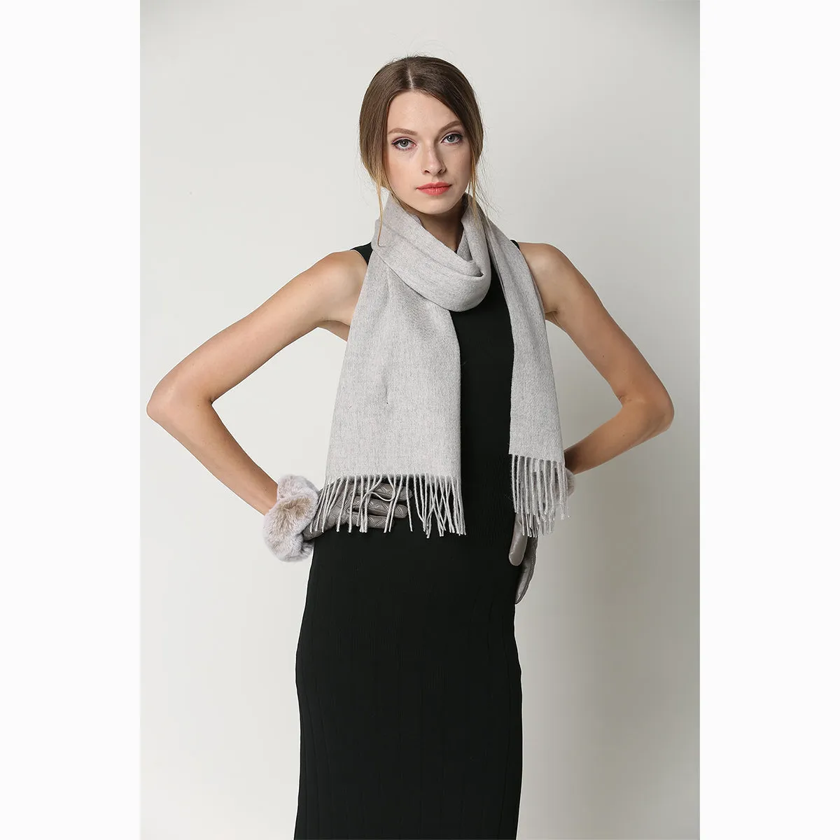 Ugg 100% Wool Scarf Grey